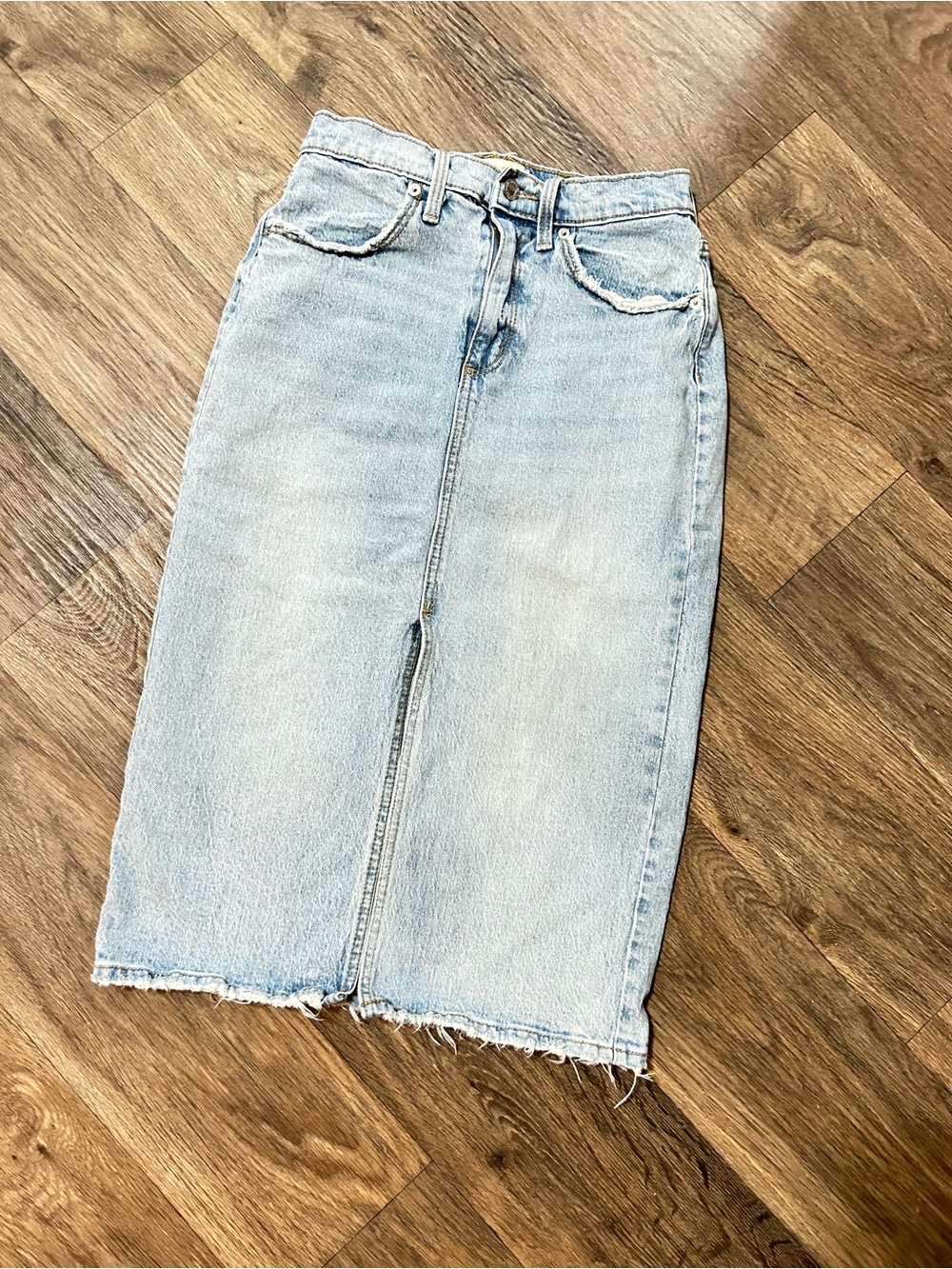 Universal Thread Light Blue Denim Midi Skirt with Contrast Stitching